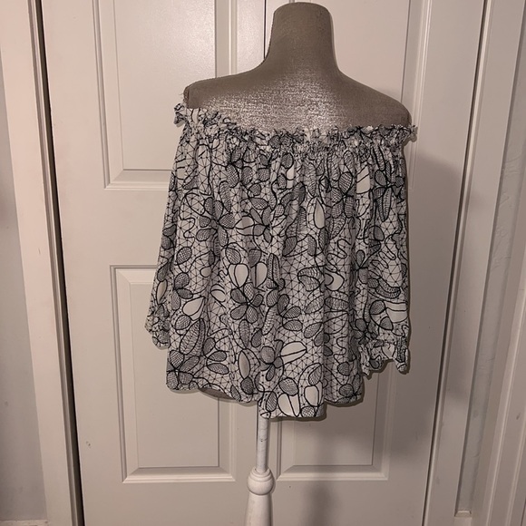 Isolde white and black silk blouse, size 6 - Picture 3 of 3